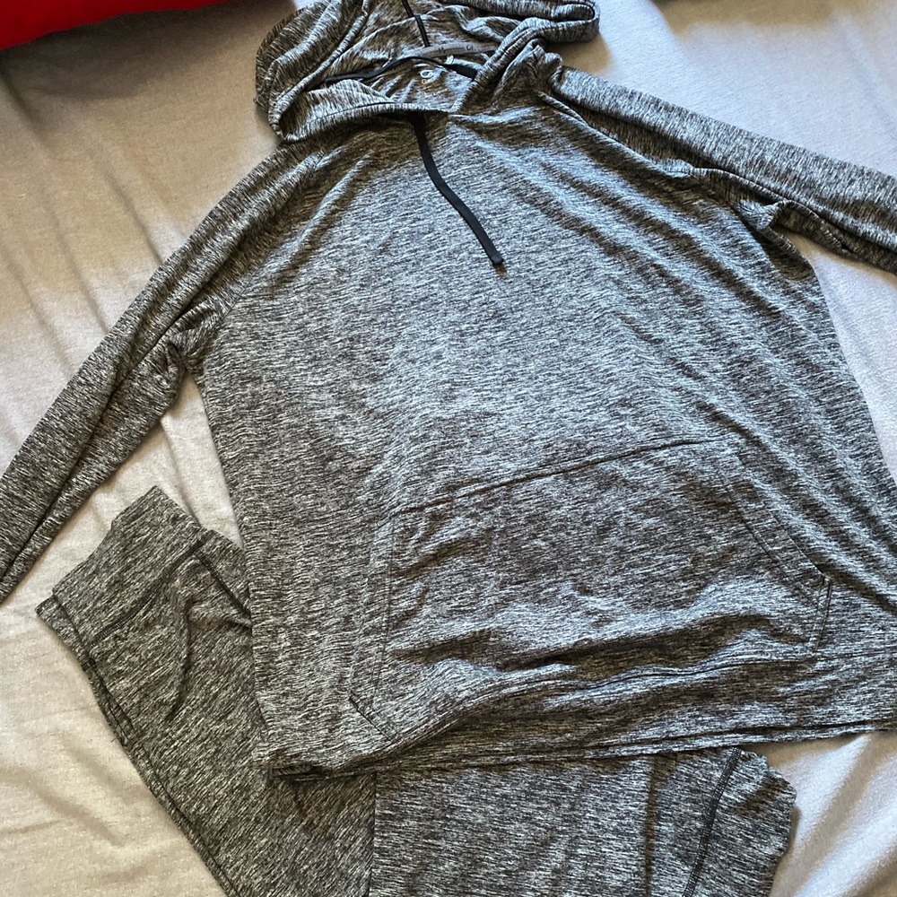 Ultra soft matching Gap tracksuit